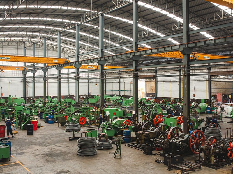 โรงงานผลิตสกรูน๊อต สั่งทำ - แสงทองสลักภัณฑ์